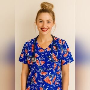 Disney scrub for woman size XL